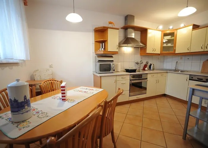Apartament Tais